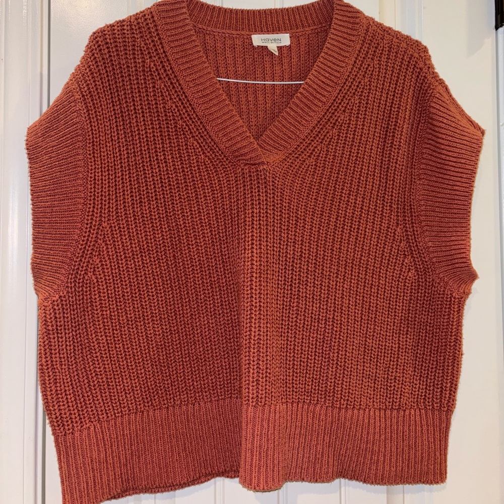 Haven Well Within Women's V-Neck Sweater Vest in Rust
